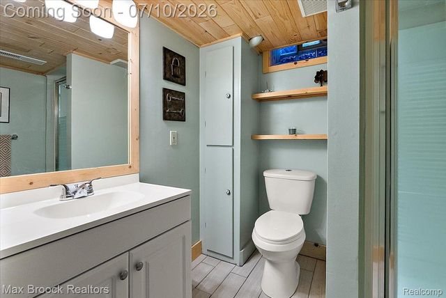 13154 Lasalle Boulevard, Huntington Woods, MI 48070