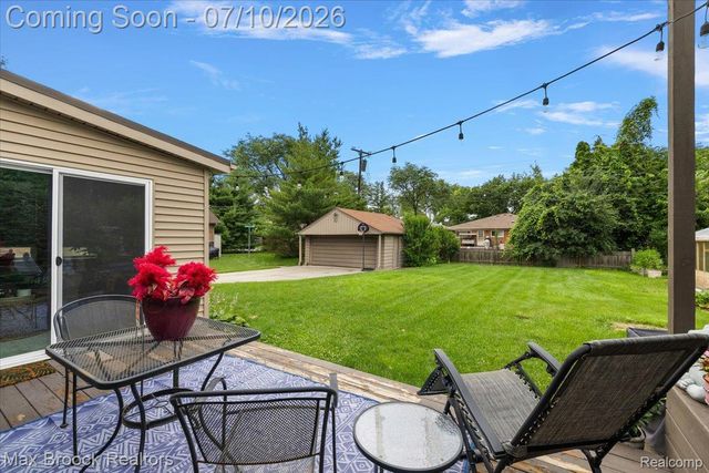 13154 Lasalle Boulevard, Huntington Woods, MI 48070