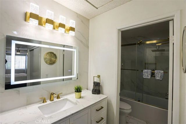 1712 Crystal Canyon, Azusa, CA 91702