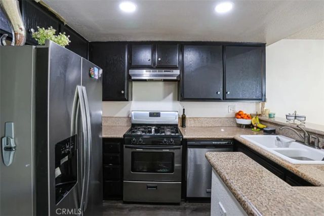 1712 Crystal Canyon, Azusa, CA 91702