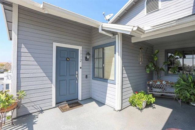 1712 Crystal Canyon, Azusa, CA 91702