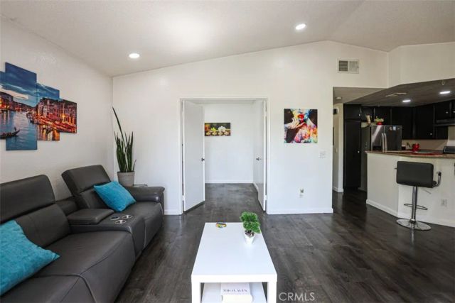 1712 Crystal Canyon, Azusa, CA 91702