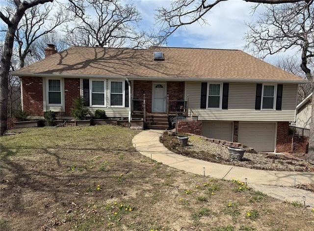 6926 Albervan Street, Shawnee, KS 66216