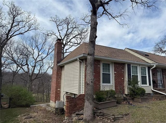 6926 Albervan Street, Shawnee, KS 66216
