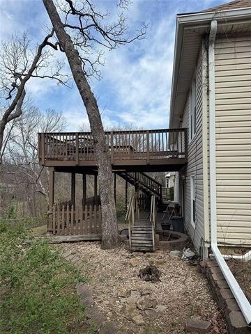 6926 Albervan Street, Shawnee, KS 66216