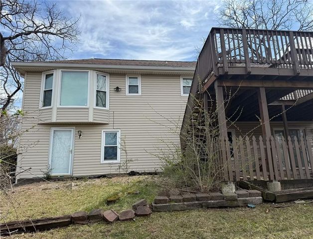 6926 Albervan Street, Shawnee, KS 66216