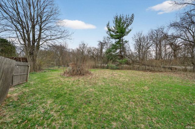 26666 Edison Road, South Bend, IN 46628