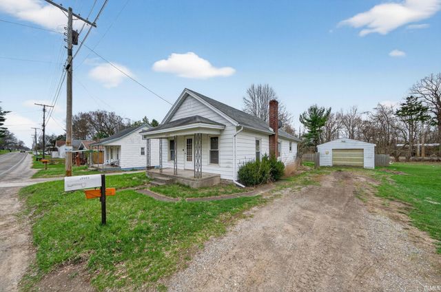 26666 Edison Road, South Bend, IN 46628