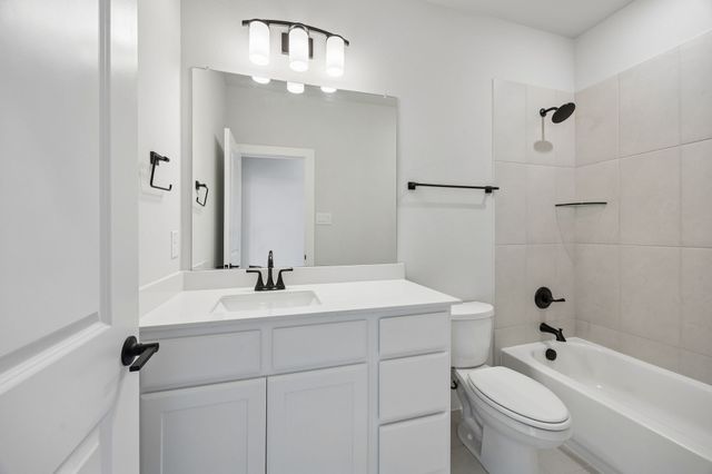 500 Range Boss Trail, Waxahachie, TX 75165