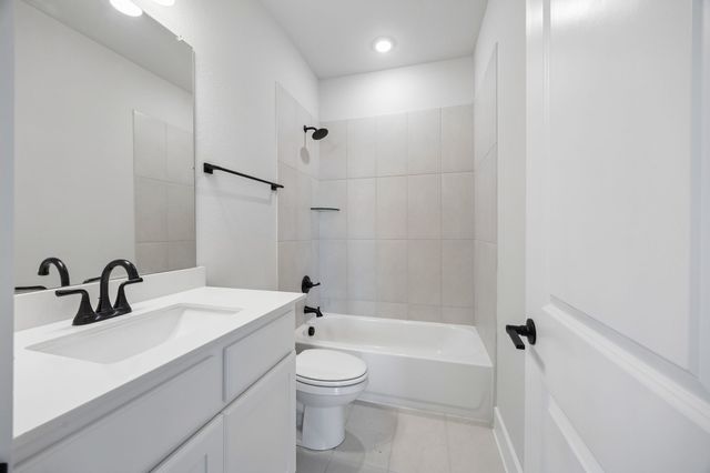 500 Range Boss Trail, Waxahachie, TX 75165