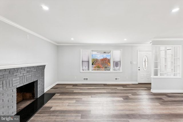 2016 BELFAST DR, Fort Washington, MD 20744