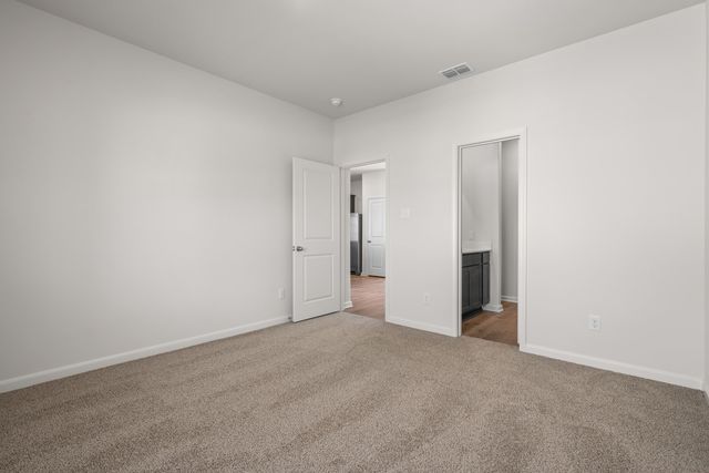 8445 White Wolf Trail, Ponder, TX 76259