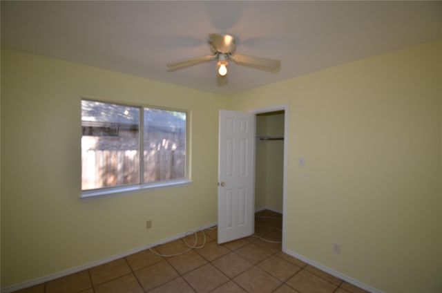 4729 Castleman DR, Austin, TX 78725
