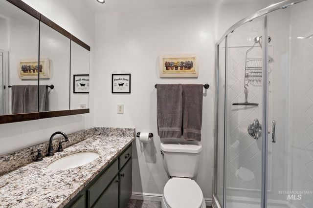 2305 Locust Lane, Nampa, ID 83686