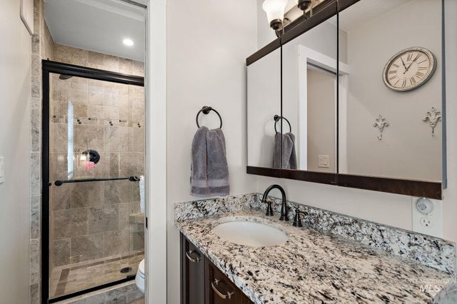2305 Locust Lane, Nampa, ID 83686