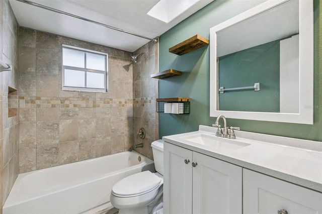 1711 CHARLESTON LANE, St Cloud, FL 34769