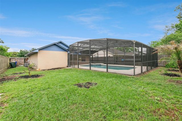 1711 CHARLESTON LANE, St Cloud, FL 34769