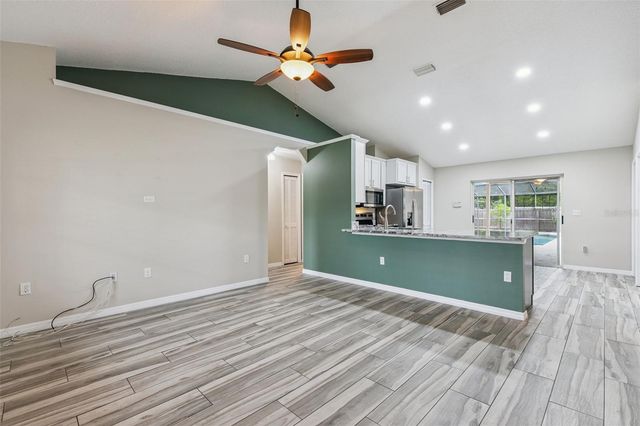 1711 CHARLESTON LANE, St Cloud, FL 34769