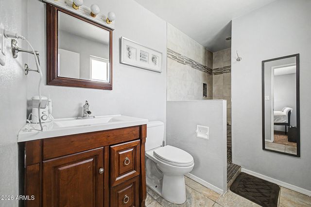 3701 W ECHO Lane, Phoenix, AZ 85051