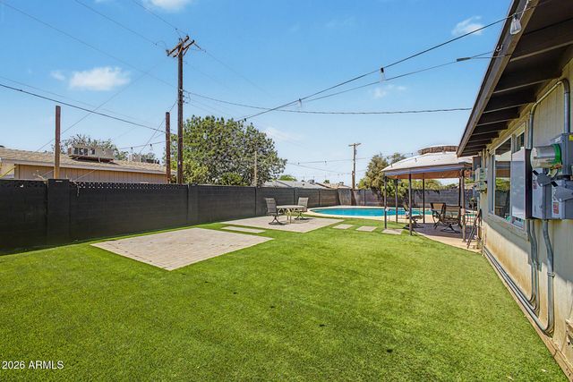 3701 W ECHO Lane, Phoenix, AZ 85051