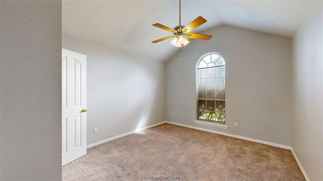 2404 Trace Meadows, College Station, TX 77845