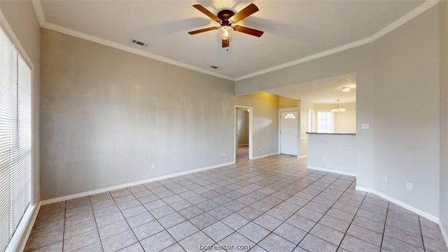 2404 Trace Meadows, College Station, TX 77845