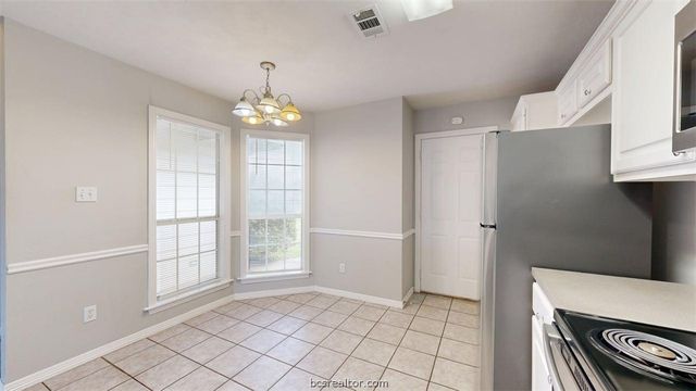 2404 Trace Meadows, College Station, TX 77845