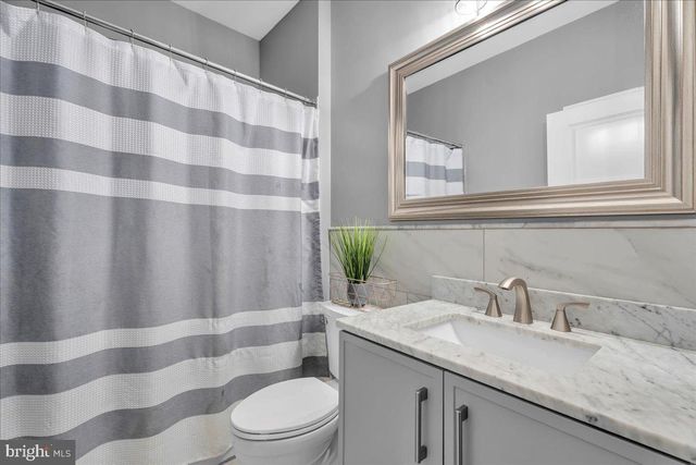 14 VERONA LN, Mount Laurel, NJ 08054