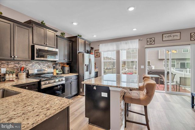 14 VERONA LN, Mount Laurel, NJ 08054