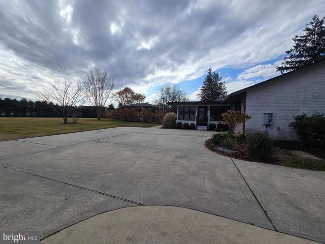 708 MEADOW BROOK LN, Milford, DE 19963