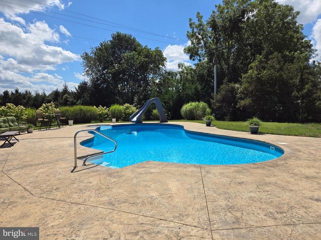 708 MEADOW BROOK LN, Milford, DE 19963