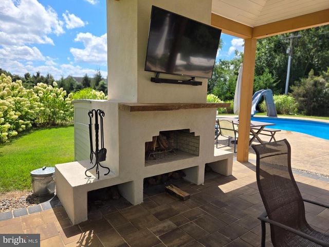 708 MEADOW BROOK LN, Milford, DE 19963