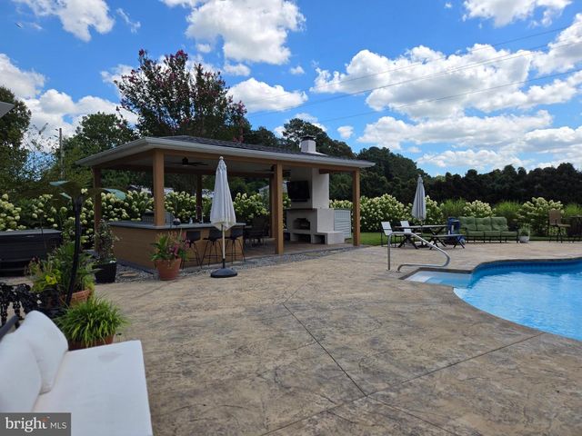 708 MEADOW BROOK LN, Milford, DE 19963