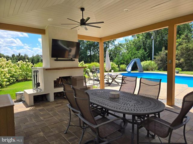 708 MEADOW BROOK LN, Milford, DE 19963