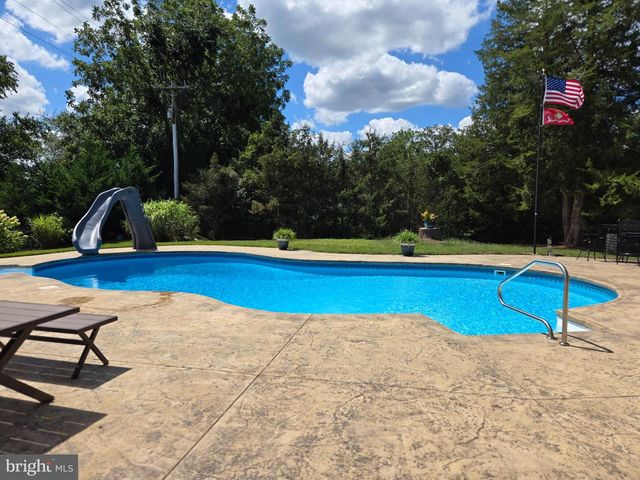 708 MEADOW BROOK LN, Milford, DE 19963