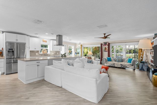 15161 Collecting Canal Road, Loxahatchee Groves, FL 33470