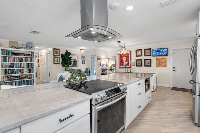 15161 Collecting Canal Road, Loxahatchee Groves, FL 33470