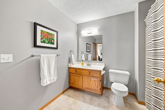 8473 Cortland Road, Eden Prairie, MN 55344