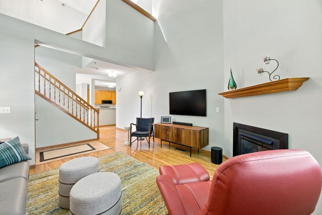 8473 Cortland Road, Eden Prairie, MN 55344