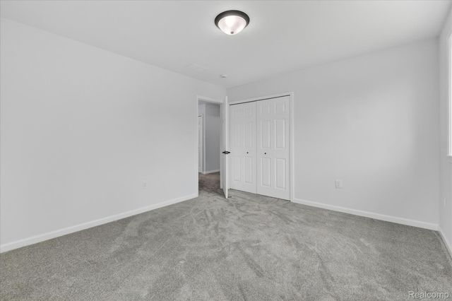 37235 Jefferson Avenue, Harrison Charter Township, MI 48045