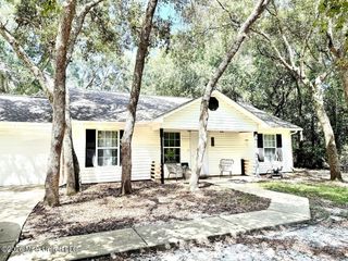 828 Lemon Street, Ocean Springs, MS 39564