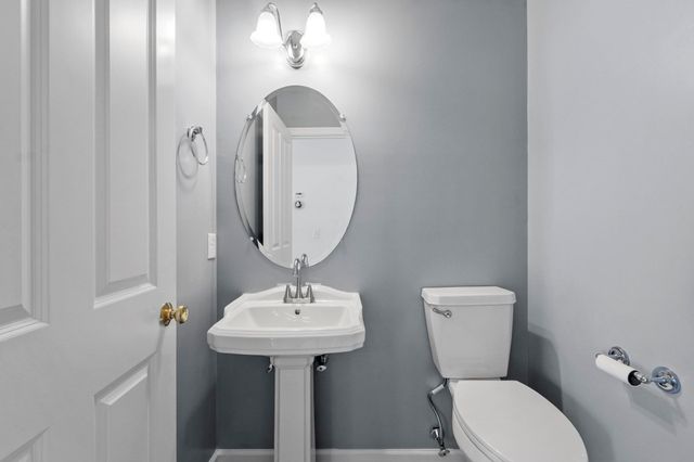 18 Hartland Way 18, Acton, MA 01720