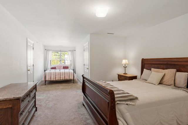 18 Hartland Way 18, Acton, MA 01720