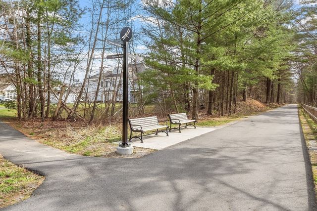 18 Hartland Way 18, Acton, MA 01720