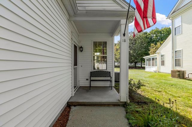 18 Hartland Way 18, Acton, MA 01720