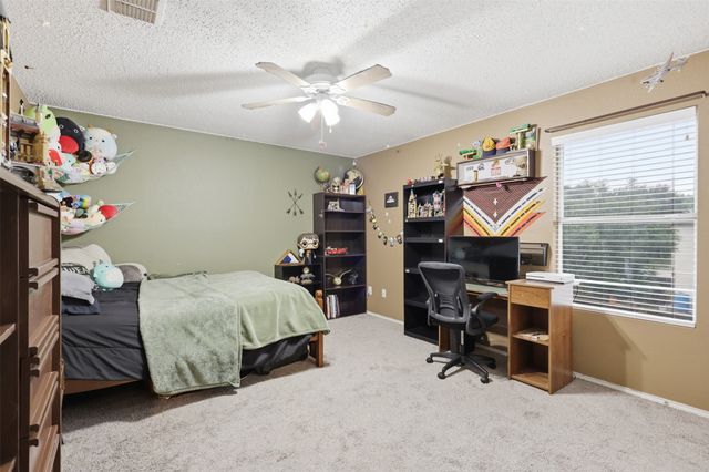 8400 Mild Creek Lane, Denton, TX 76210