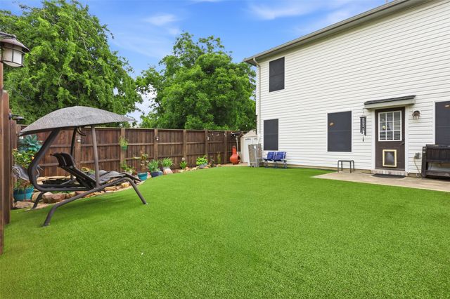 8400 Mild Creek Lane, Denton, TX 76210