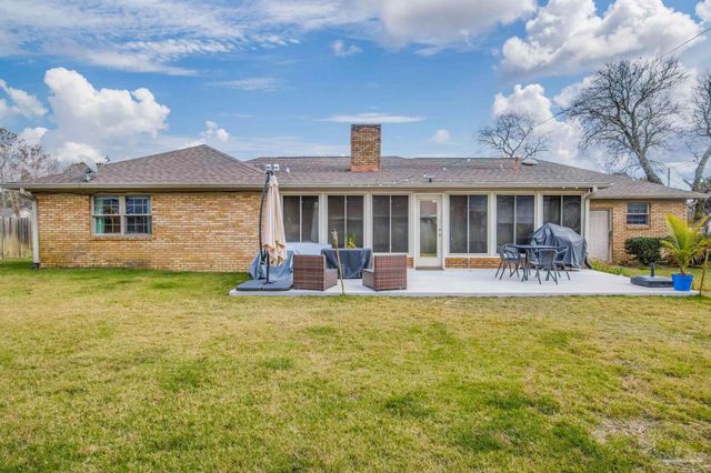 3525 Hopestill Rd, Pensacola, FL 32503