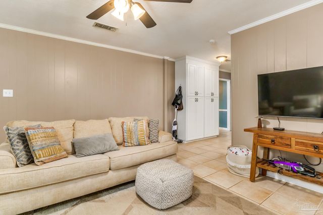 3525 Hopestill Rd, Pensacola, FL 32503