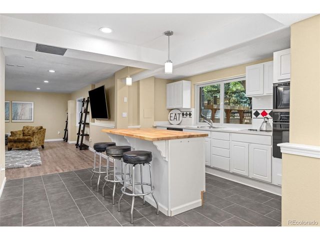 5764 S Depew Cir, Littleton, CO 80123